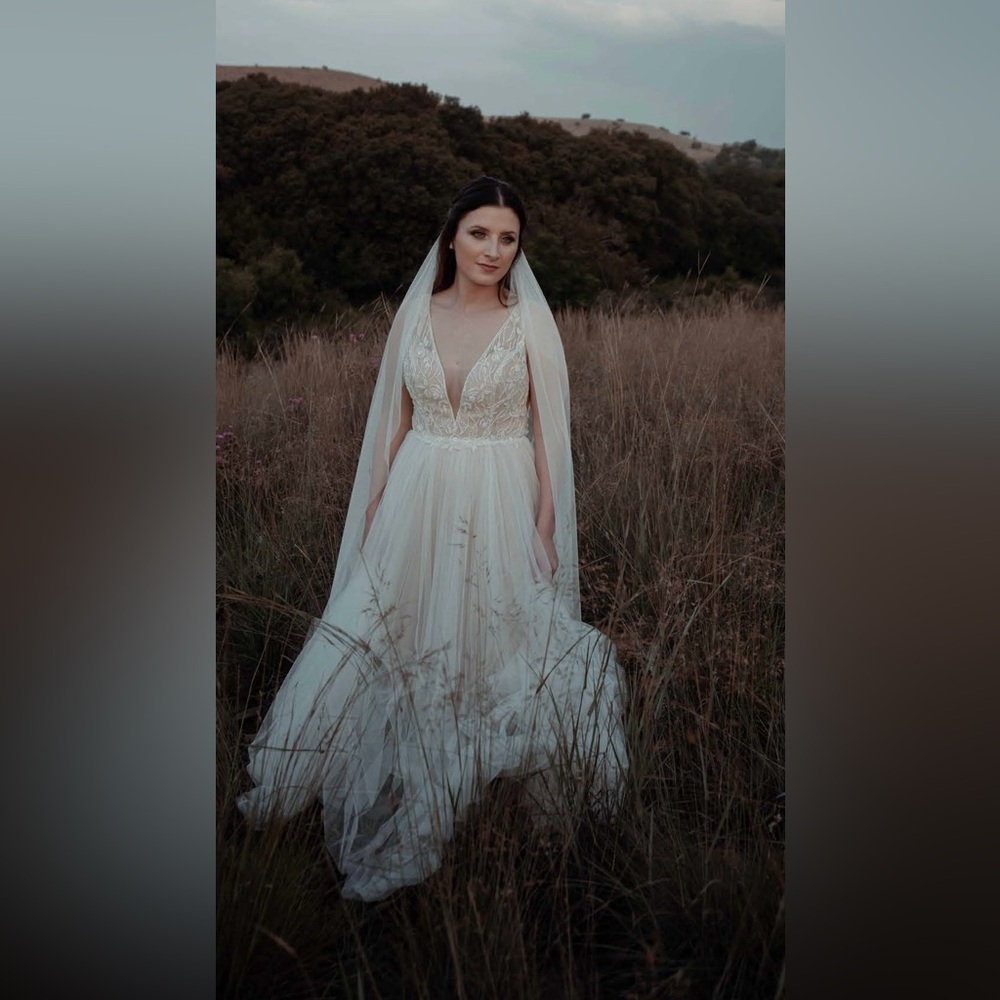 BHLDN Quillen Wedding Gown & Veil